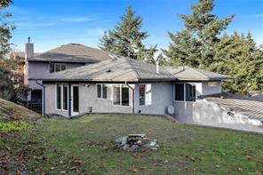 2426 Selwyn Rd — listing photo 30 of 33