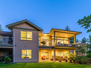 5790 Garnet Pl — listing photo 13 of 64