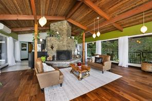 6156 Genoa Bay Rd — listing photo 17 of 45