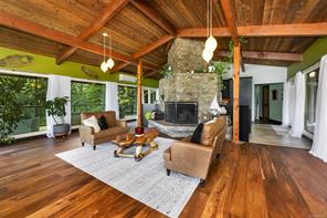 6156 Genoa Bay Rd — listing photo 18 of 45