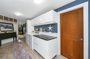 6156 Genoa Bay Rd — listing photo 41 of 45