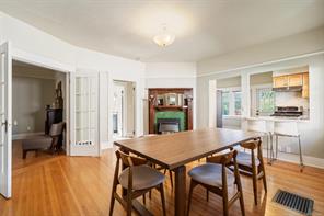 220 Irving Rd — listing photo 19 of 58