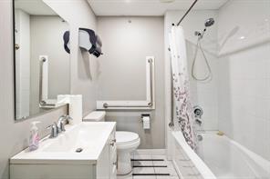 739 Marchmont Rd — listing photo 19 of 43