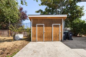 739 Marchmont Rd — listing photo 38 of 43
