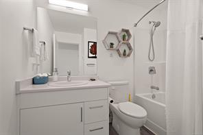 29 Saanich Ridge Dr — listing photo 26 of 32