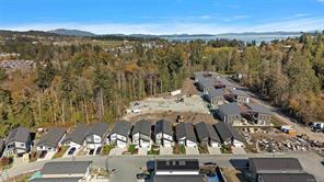 29 Saanich Ridge Dr — listing photo 32 of 32