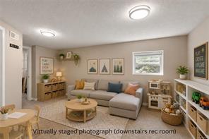 81 Logan Ave — listing photo 25 of 41