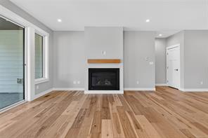 758 Sitka St — listing photo 16 of 33