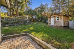 659 Strandlund Ave — listing photo 19 of 28