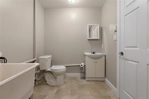 2454 Sooke Rd — listing photo 31 of 41
