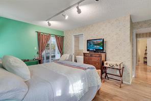 1470 Raines Rd — listing photo 18 of 67
