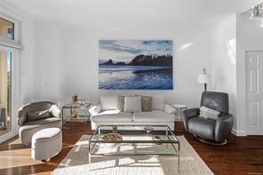 90-208 Russell St — listing photo 13 of 59