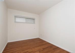 540 Whiteside St — listing photo 20 of 22