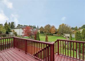 540 Whiteside St — listing photo 22 of 22