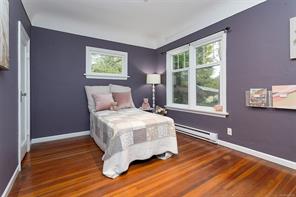 1118 Tolmie Ave — listing photo 24 of 36