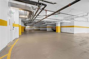 518-2000 Hannington Rd — listing photo 40 of 54