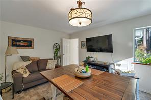 1492 Hyacinthe Bay Rd — listing photo 27 of 58