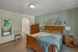 1492 Hyacinthe Bay Rd — listing photo 41 of 58