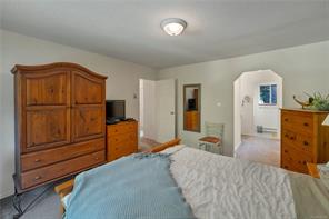 1492 Hyacinthe Bay Rd — listing photo 42 of 58