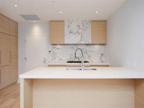 210-1916 Oak Bay Ave — listing photo 14 of 31
