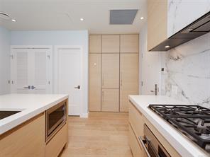 210-1916 Oak Bay Ave — listing photo 17 of 31