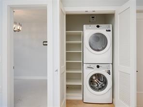 210-1916 Oak Bay Ave — listing photo 26 of 31