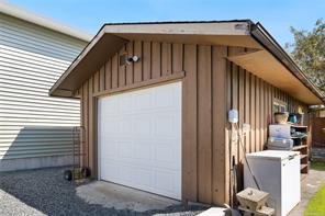 1988 Maple Bay Rd — listing photo 54 of 64