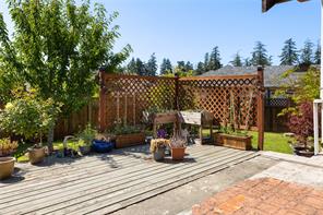 1988 Maple Bay Rd — listing photo 58 of 64