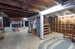 1467 Bay St — listing photo 24 of 35