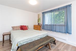 1467 Bay St — listing photo 28 of 35