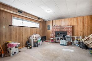 1774 Feltham Rd — listing photo 20 of 38