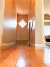 8 Stoneridge Dr — listing photo 17 of 33