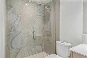 703-848 Yates St — listing photo 21 of 37
