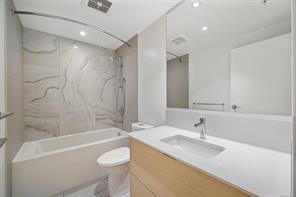 703-848 Yates St — listing photo 24 of 37