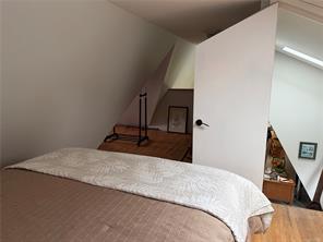 8320 Lansdowne Rd — listing photo 18 of 33
