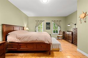 10225 Greenhill Rd — listing photo 14 of 96
