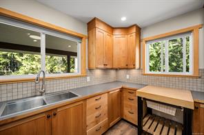 10225 Greenhill Rd — listing photo 67 of 96