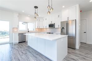 2605 Nickson Way — listing photo 16 of 54
