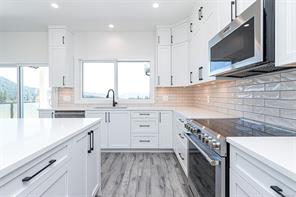 2605 Nickson Way — listing photo 19 of 54