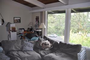 4719 West Saanich Rd — listing photo 30 of 35