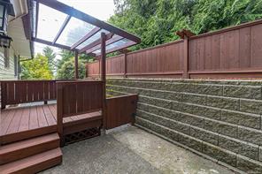 899 Cecil Blogg Dr — listing photo 24 of 25