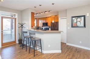 305E-1115 Craigflower Rd — listing photo 15 of 40