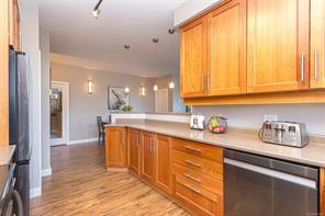 305E-1115 Craigflower Rd — listing photo 19 of 40