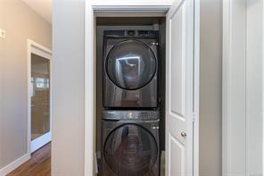 305E-1115 Craigflower Rd — listing photo 35 of 40