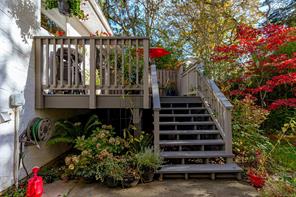 1025 Waverly Terr — listing photo 33 of 38