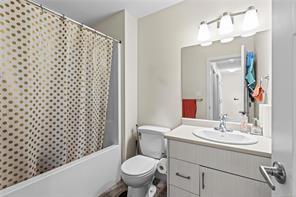 10-2109 13th St — listing photo 30 of 35