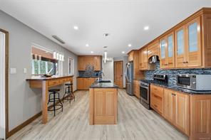 2030 Spike Rd — listing photo 32 of 64