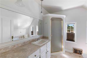 1562 Richardson St — listing photo 31 of 61