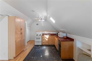 1562 Richardson St — listing photo 42 of 61
