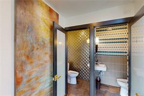 2296 Cadboro Bay Rd — listing photo 56 of 64
